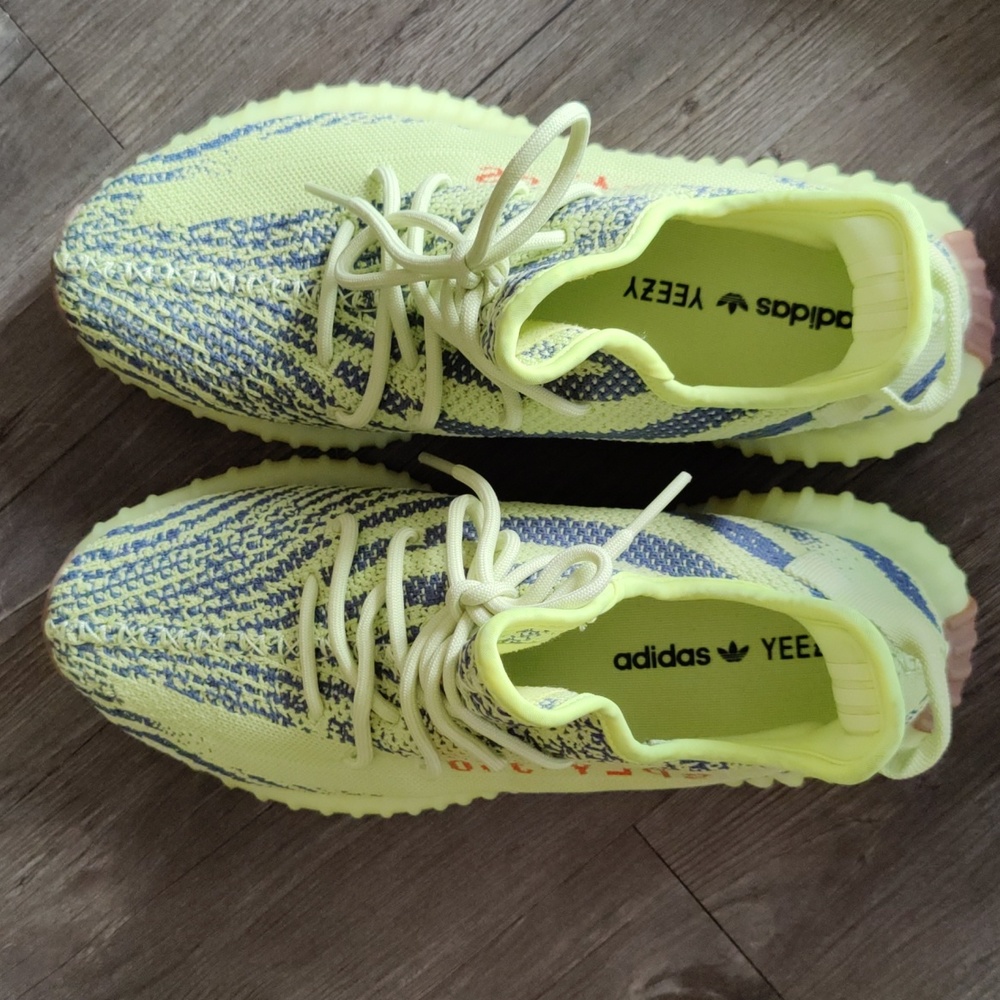 Yeezy REPS